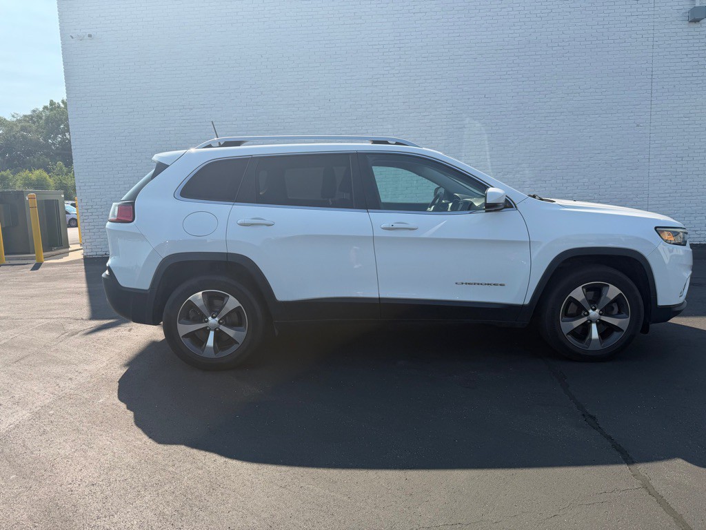 2019 Jeep Cherokee Image 6