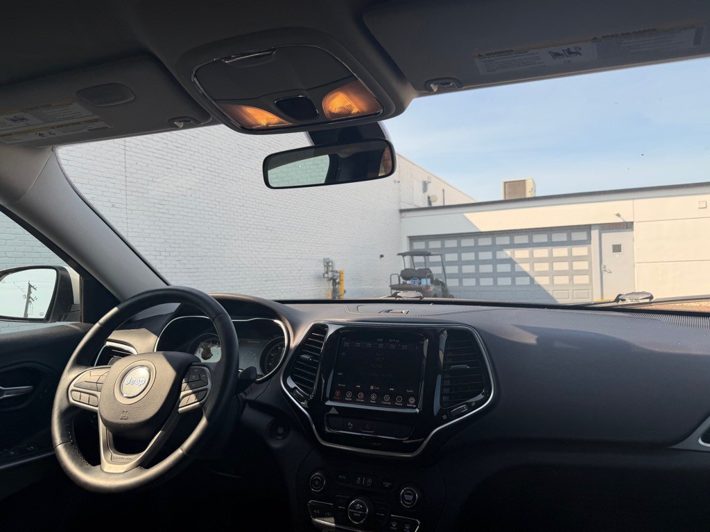 2019 Jeep Cherokee Image 11
