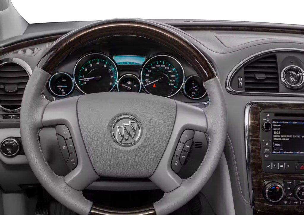 2016 Buick Enclave Image 4