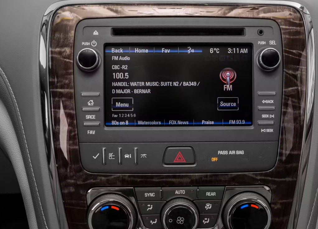 2016 Buick Enclave Image 5