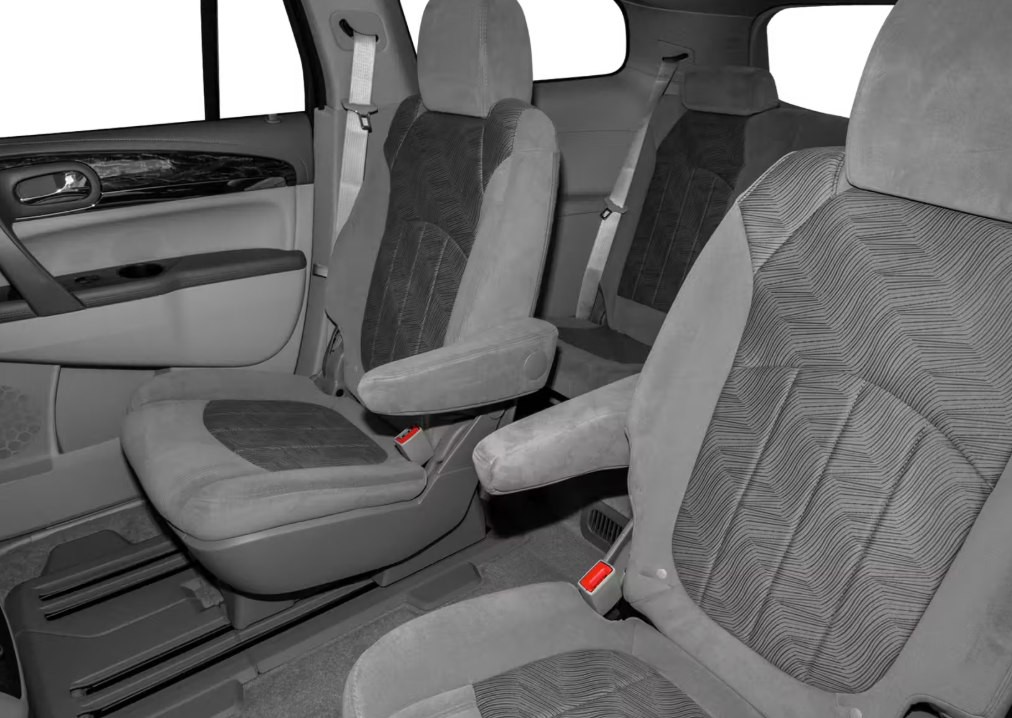 2016 Buick Enclave Image 9