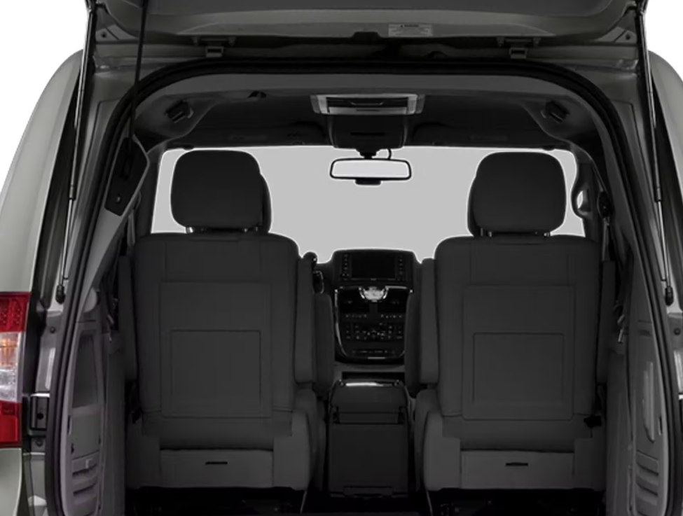 2013 Chrysler Town & Country Image 9
