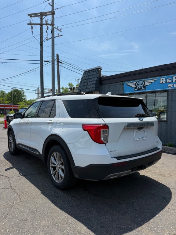 2020 Ford Explorer Image 3