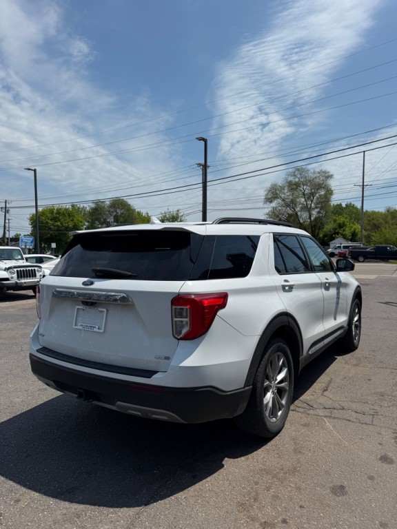 2020 Ford Explorer Image 5