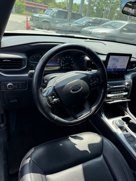 2020 Ford Explorer Image 9