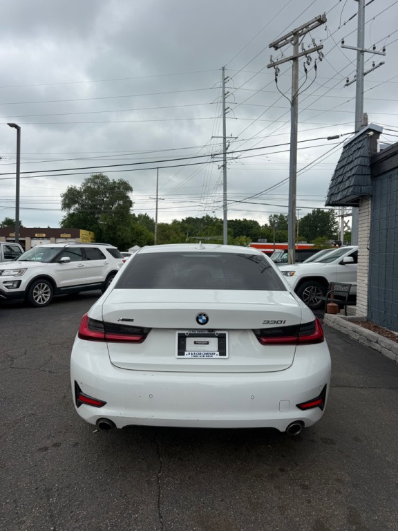 2021 BMW 3 Series Image 4