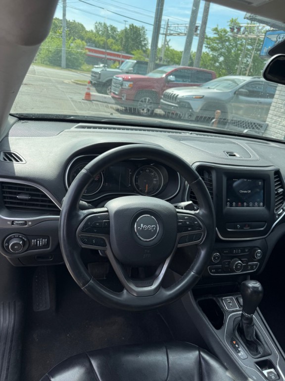 2020 Jeep Cherokee Image 9