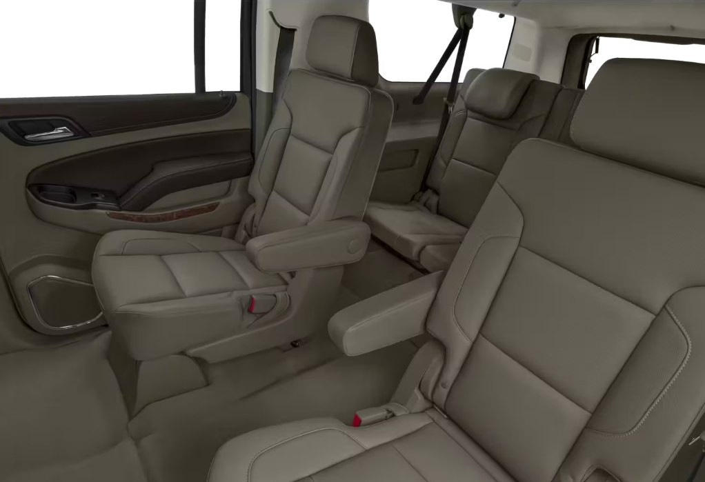 2019 Chevrolet Suburban Image 9