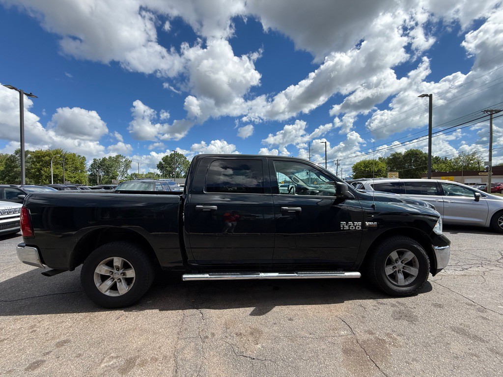 2017 RAM 1500 Image 6