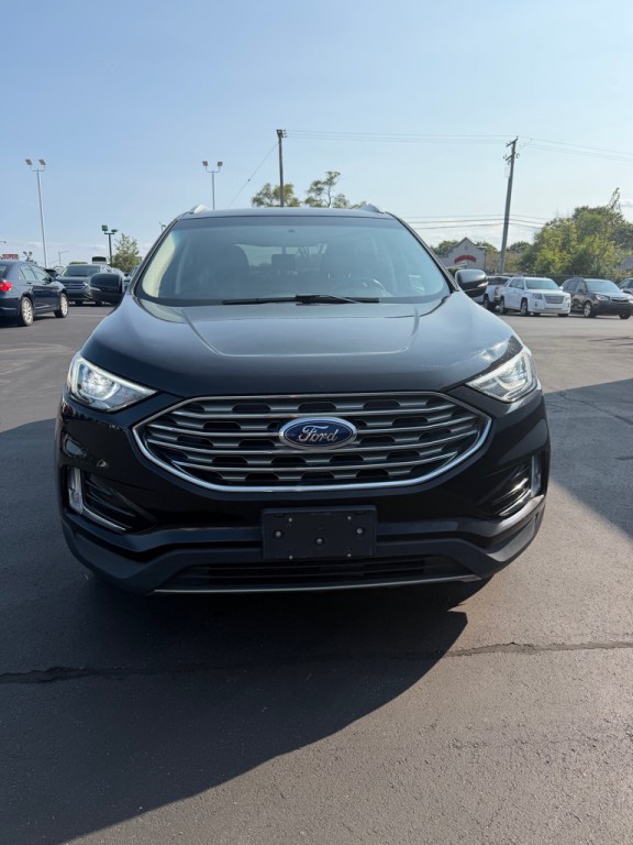 2019 Ford Edge Image 5
