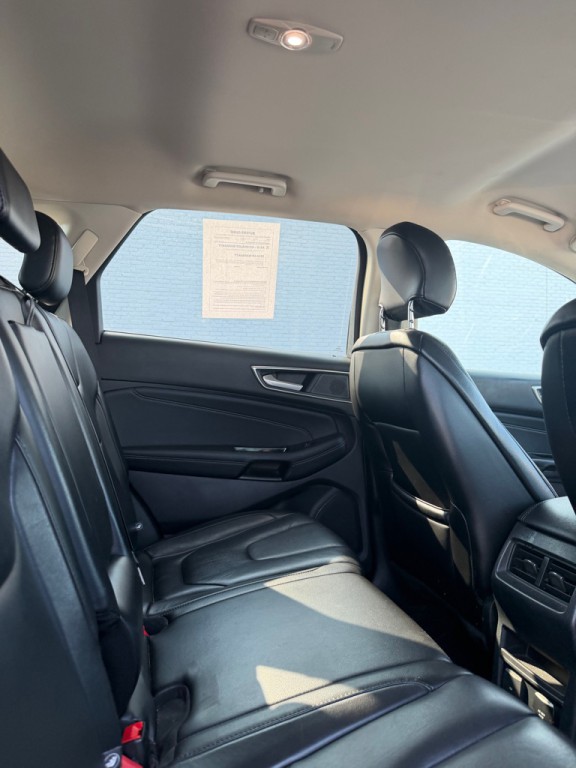 2019 Ford Edge Image 7