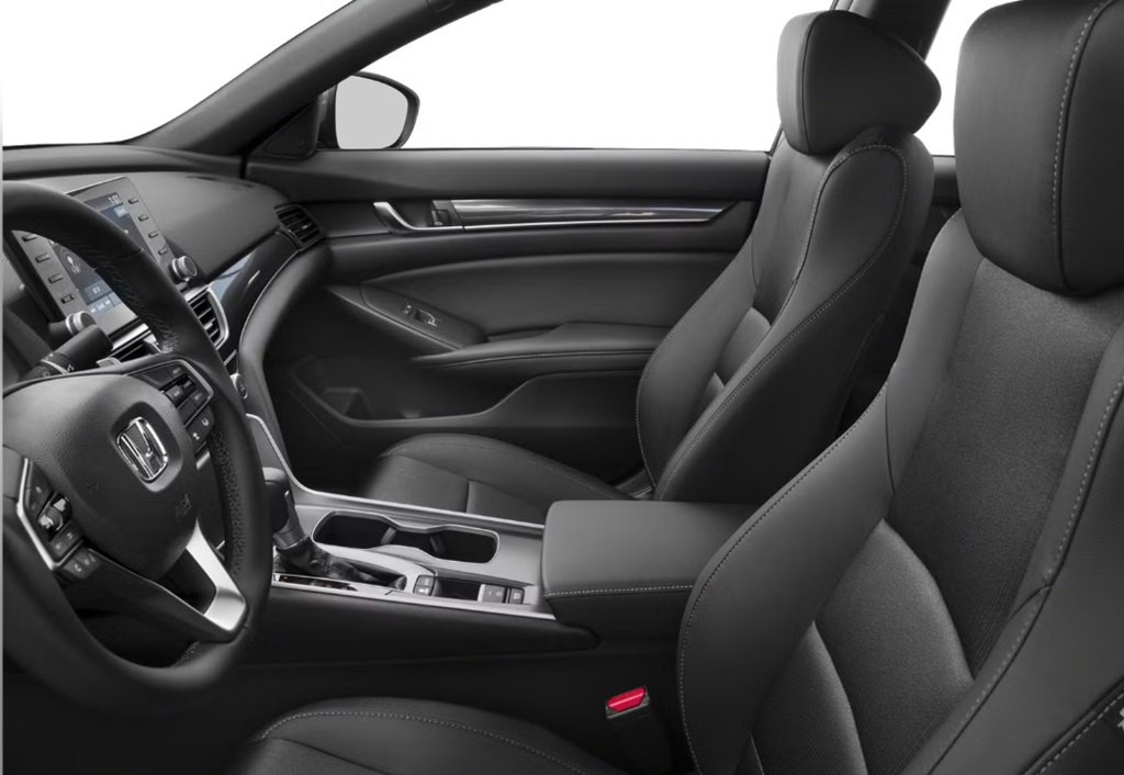 2019 Honda Accord Image 8