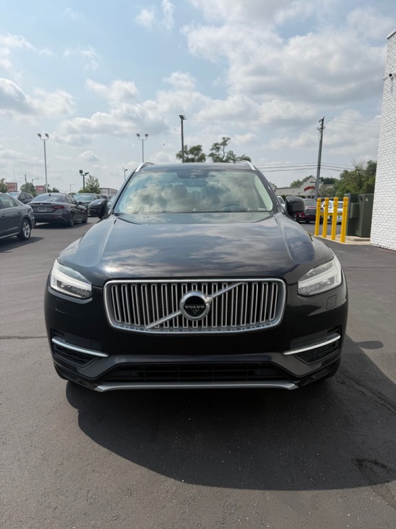 2017 Volvo XC90 Image 8