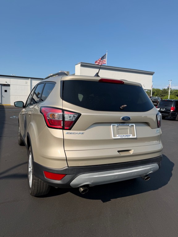 2018 Ford Escape Image 3