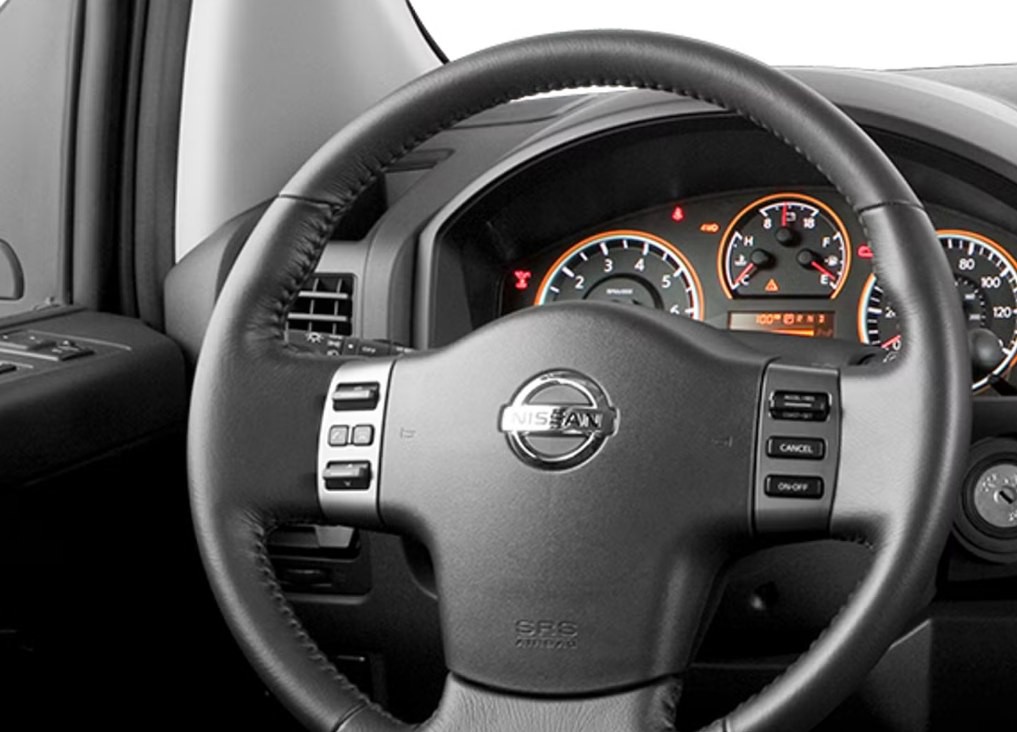 2014 Nissan Titan Image 4
