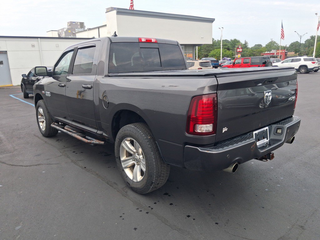 2015 RAM 1500 Image 3