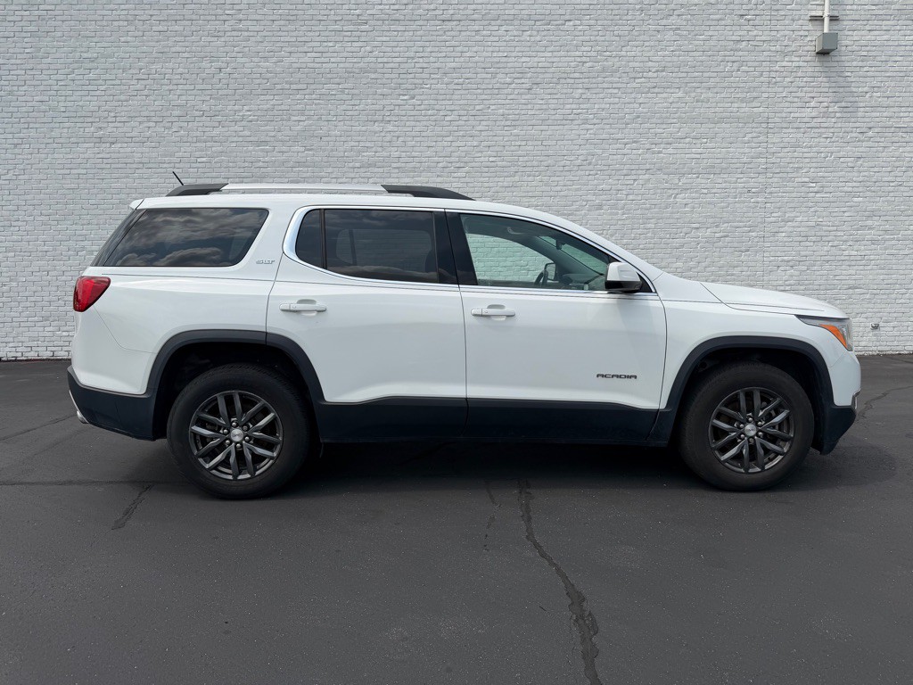 2017 GMC Acadia Image 6