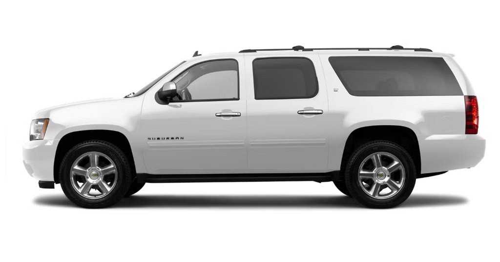 2012 Chevrolet Suburban Image 2