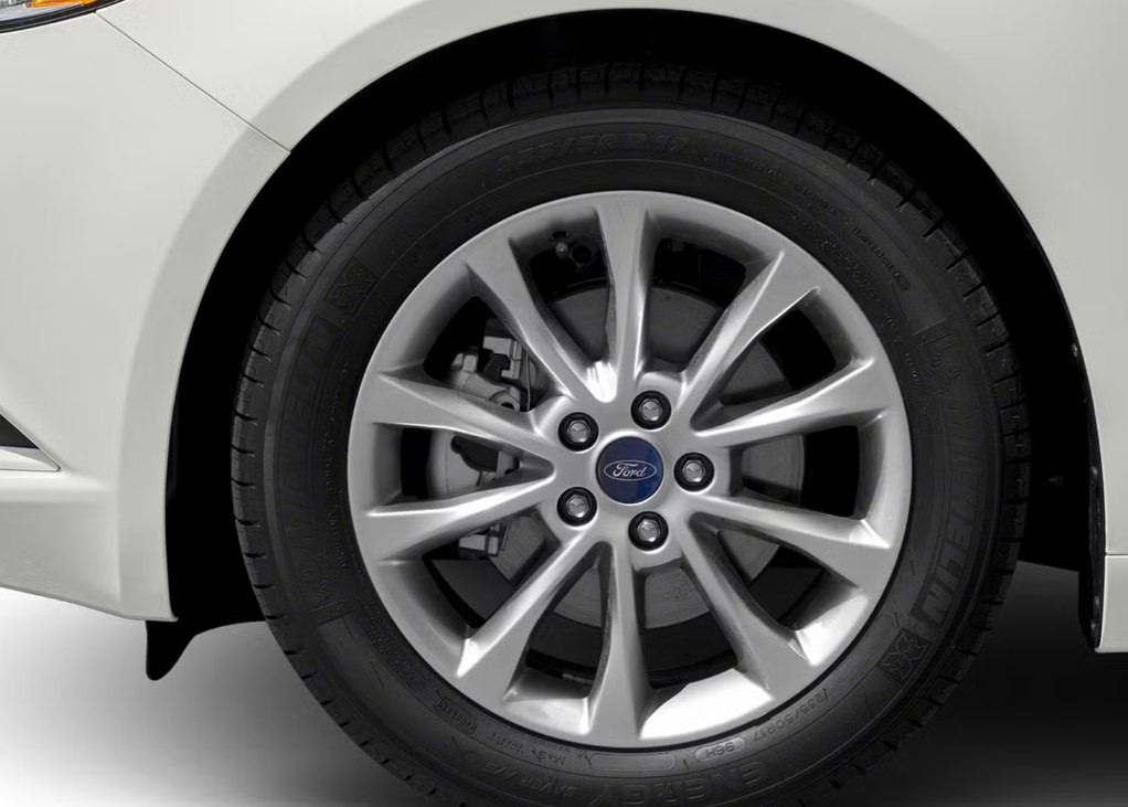 2018 Ford Fusion Image 12