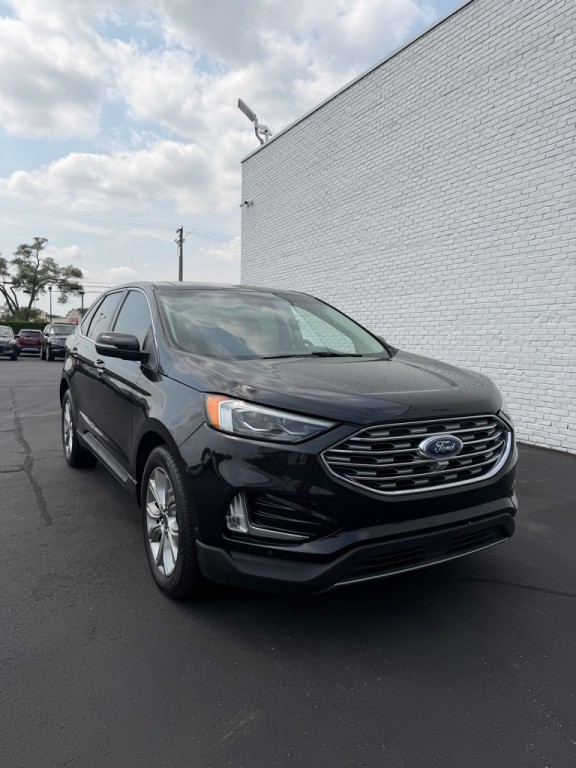 2020 Ford Edge Image 7