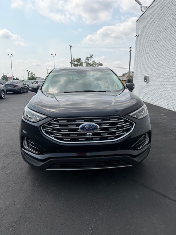 2020 Ford Edge Image 8