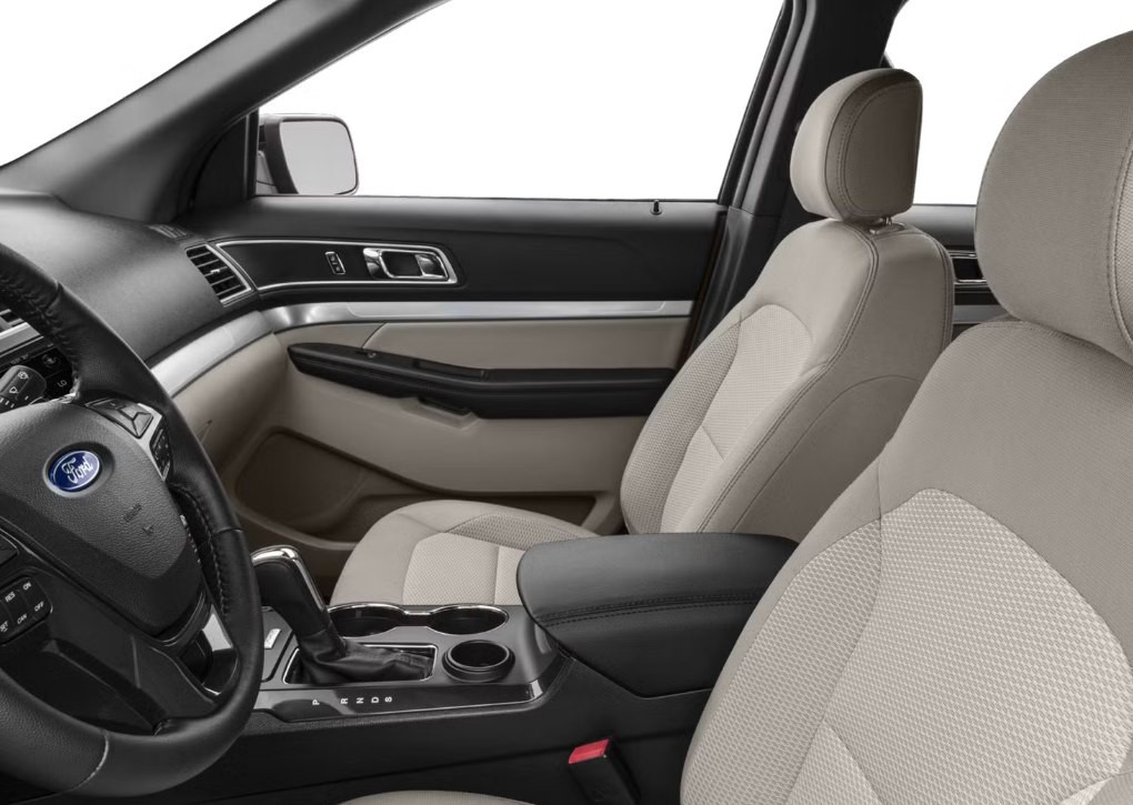 2016 Ford Explorer Image 8