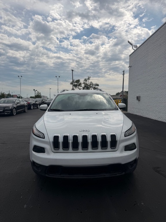 2017 Jeep Cherokee Image 8