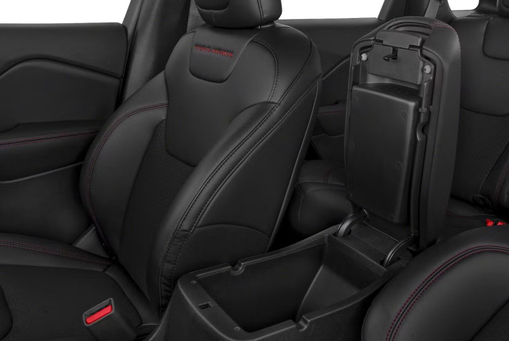 2019 Jeep Cherokee Image 7