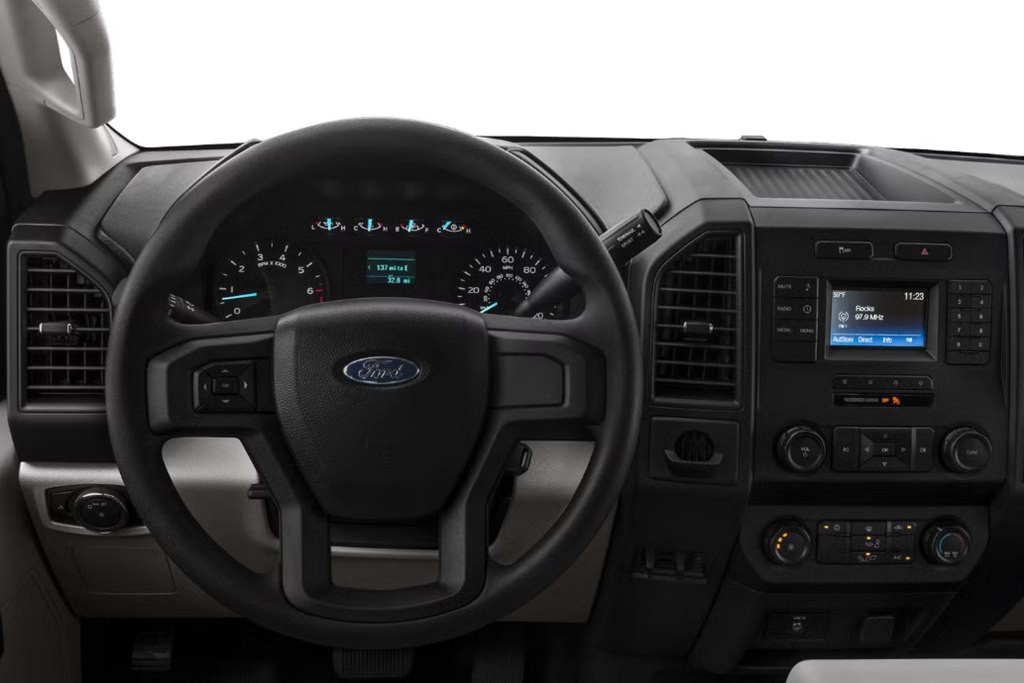 2015 Ford F-150 Image 4