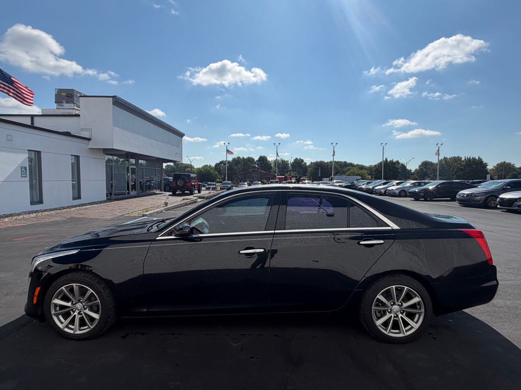 2019 Cadillac CTS Image 2