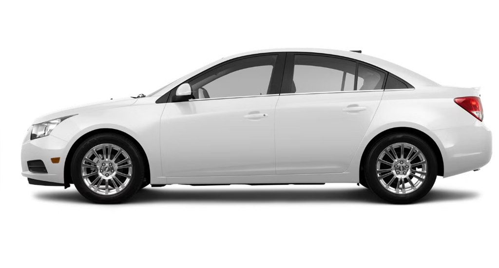 2013 Chevrolet Cruze Image 2