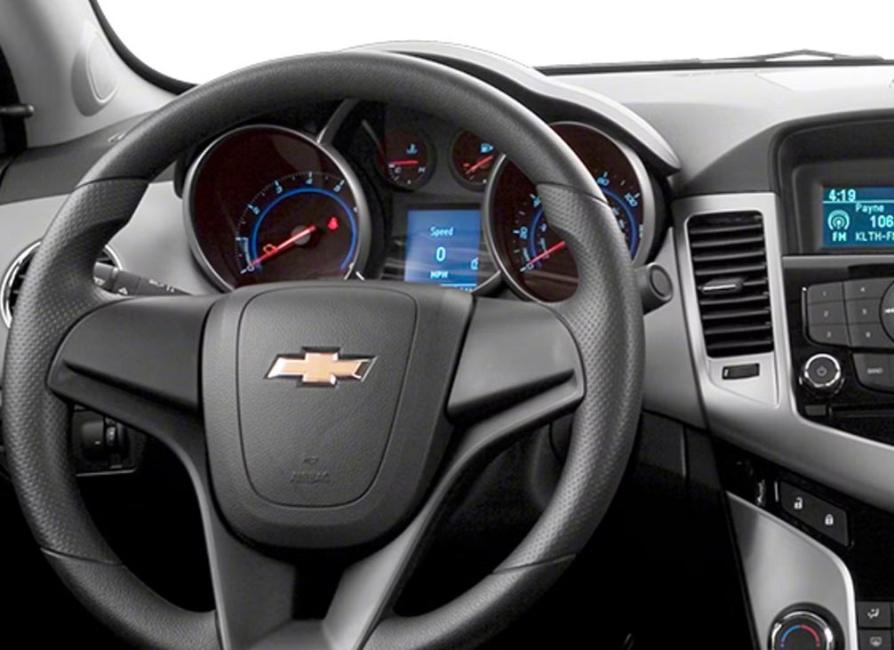 2013 Chevrolet Cruze Image 4