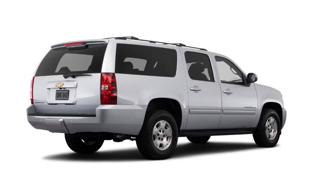 2014 Chevrolet Suburban Image 3
