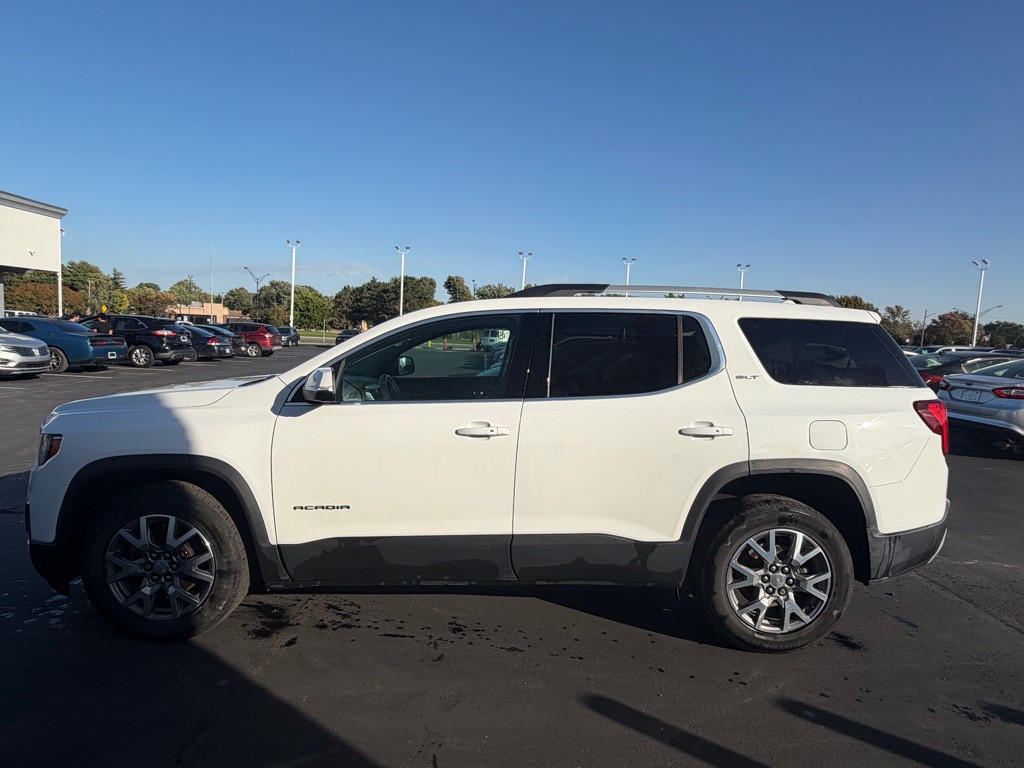 2021 GMC Acadia Image 2