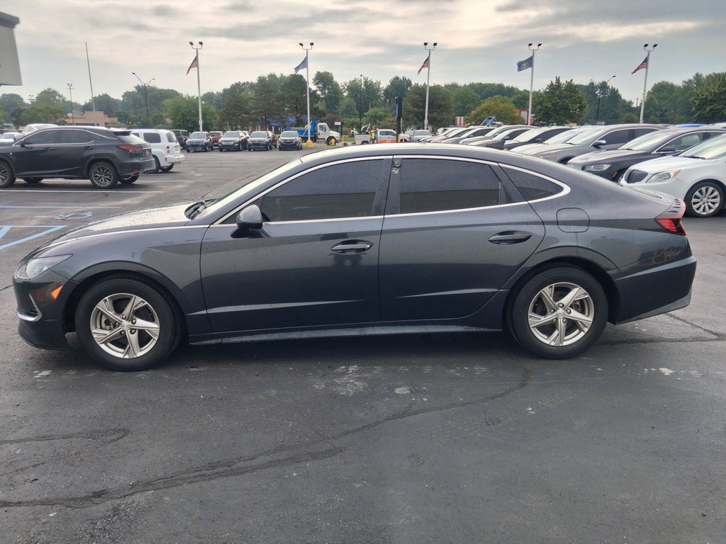 2021 Hyundai Sonata Image 2