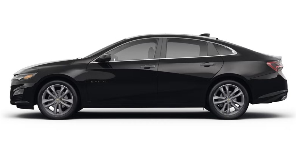 2022 Chevrolet Malibu Image 2