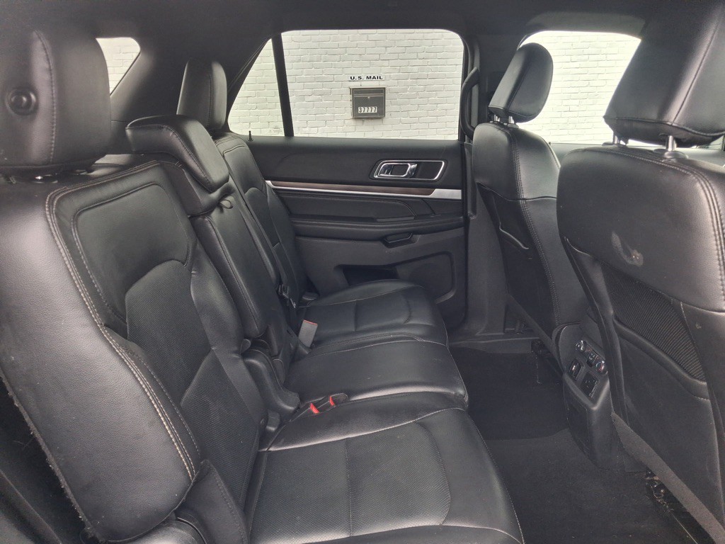 2019 Ford Explorer Image 10