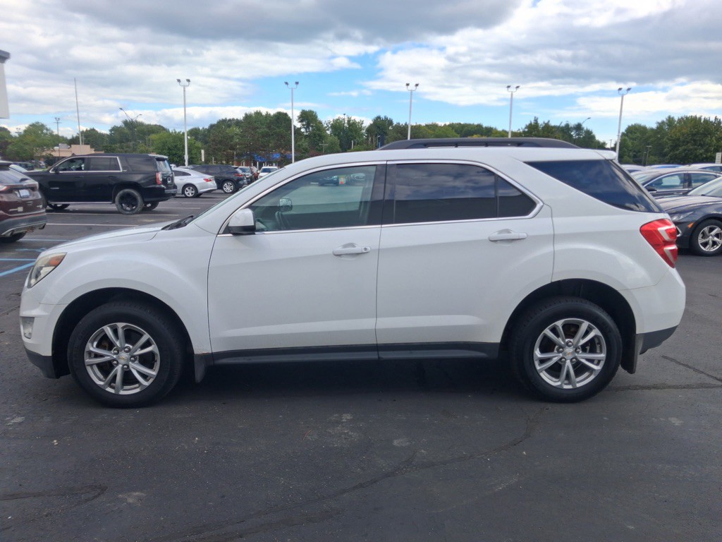 2016 Chevrolet Equinox Image 2