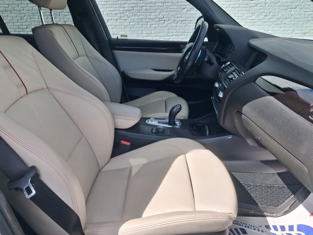 2016 BMW X3 Image 9
