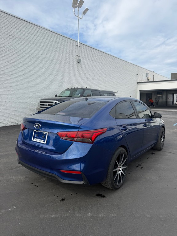 2020 Hyundai Accent Image 5