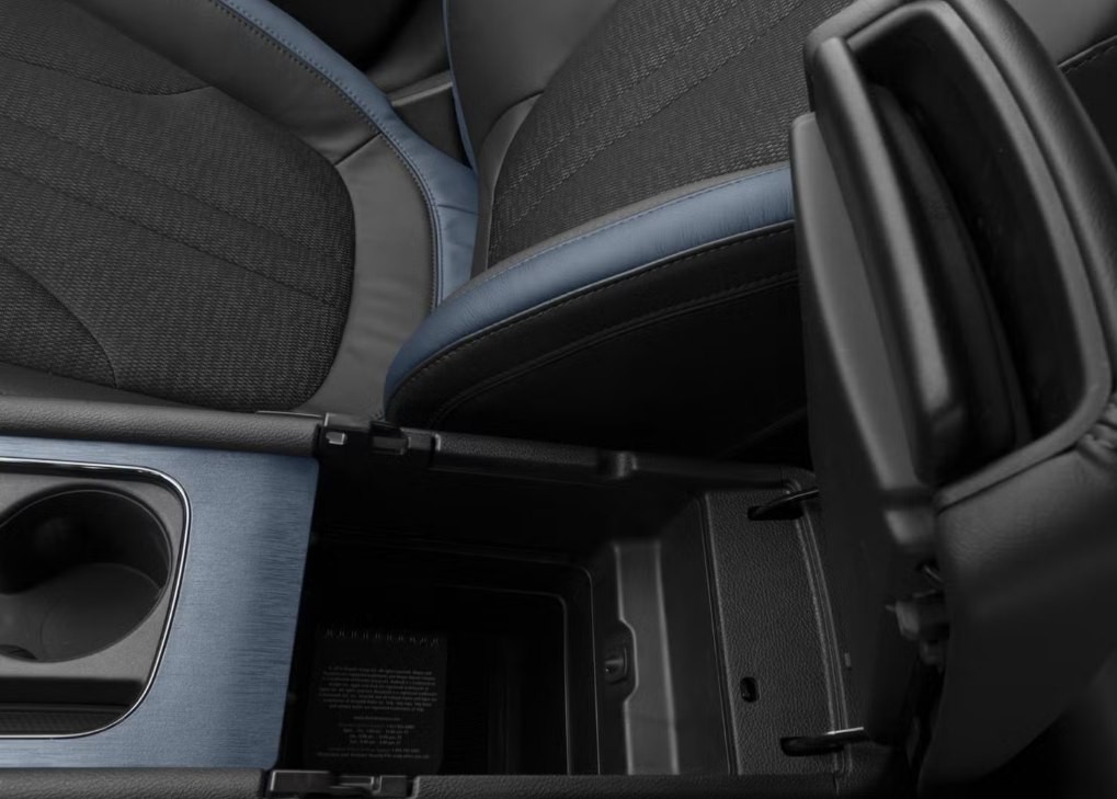2015 Chrysler 200 Image 7