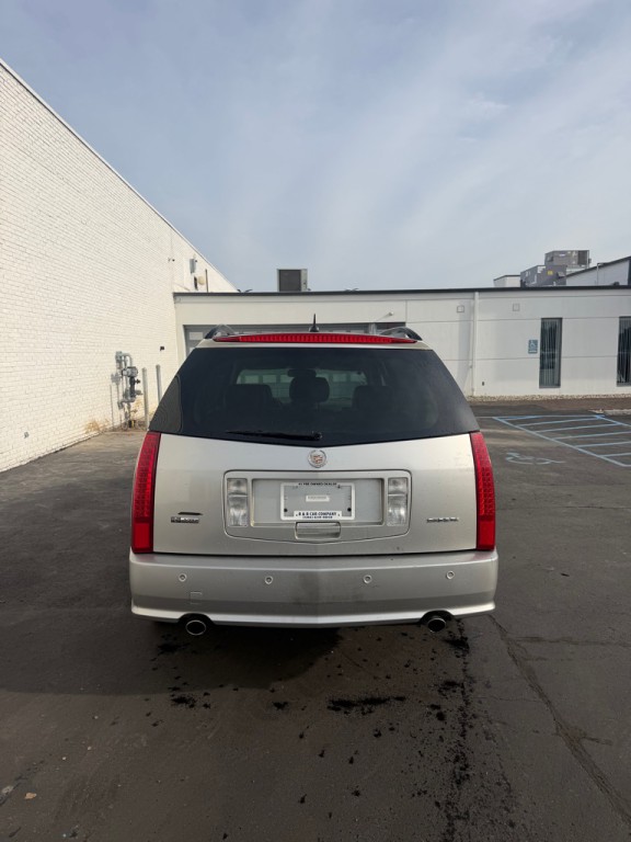 2004 Cadillac SRX Image 4