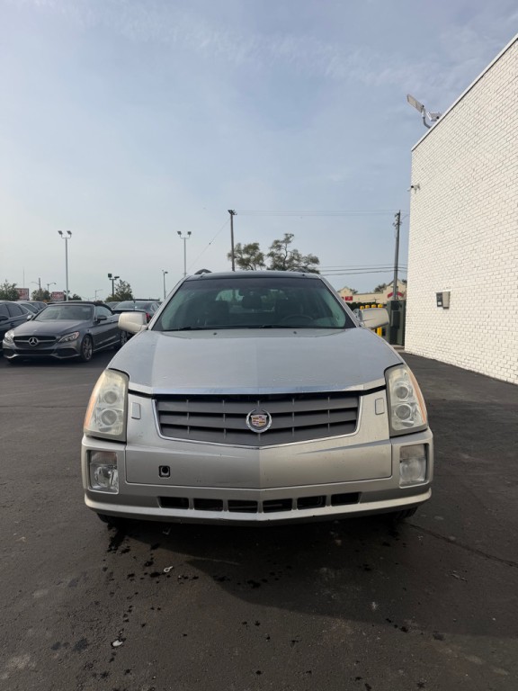 2004 Cadillac SRX Image 8