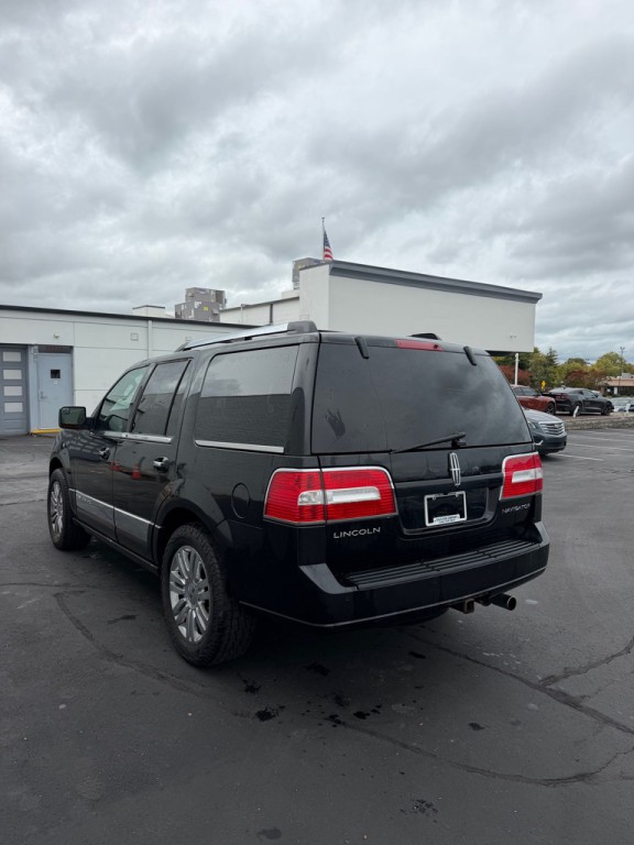 2012 Lincoln Navigator Image 3