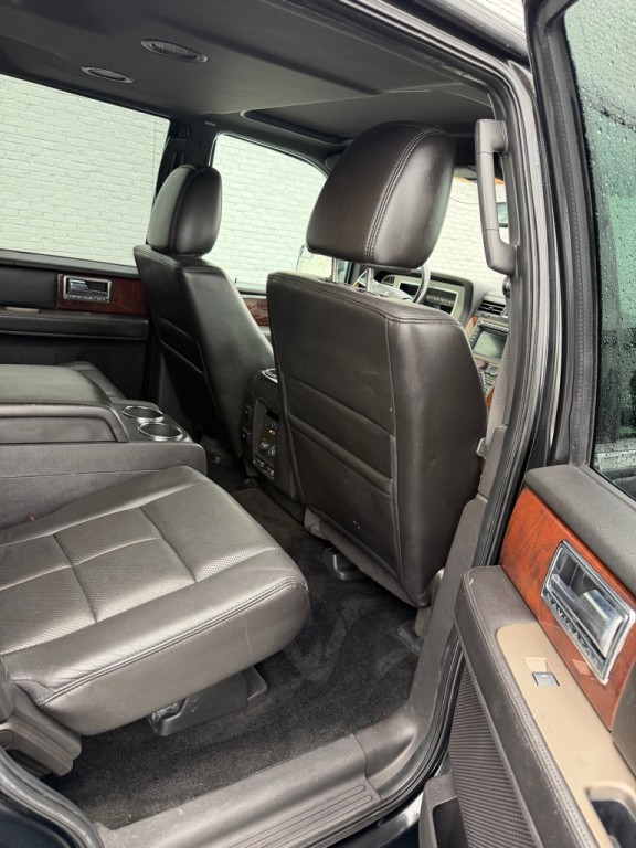 2012 Lincoln Navigator Image 10