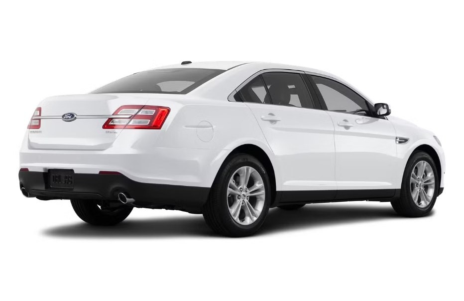 2013 Ford Taurus Image 3