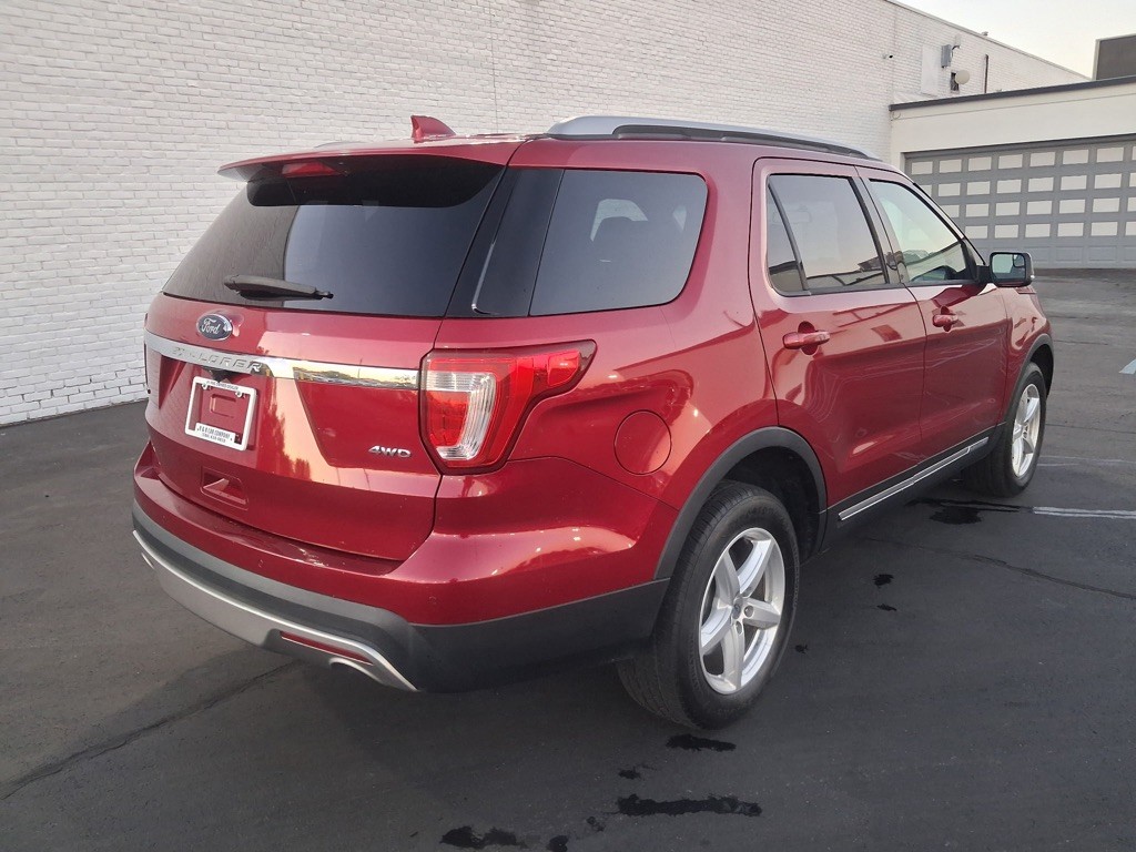 2016 Ford Explorer Image 5
