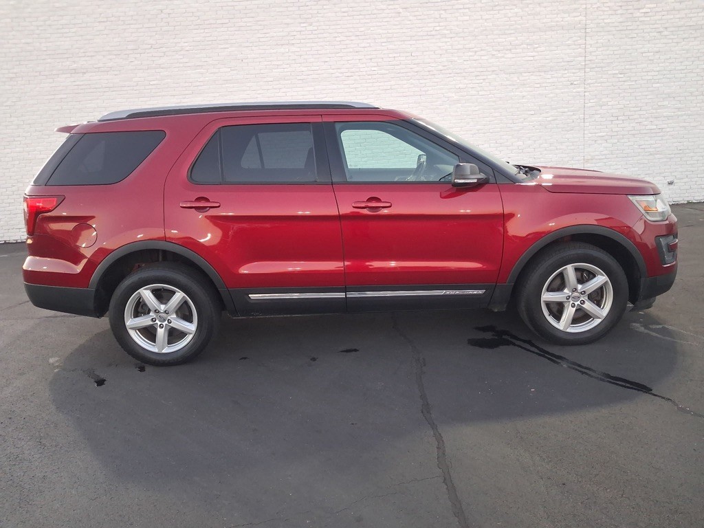 2016 Ford Explorer Image 6