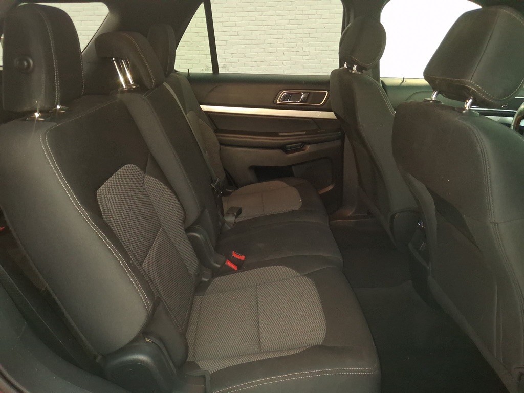 2016 Ford Explorer Image 10