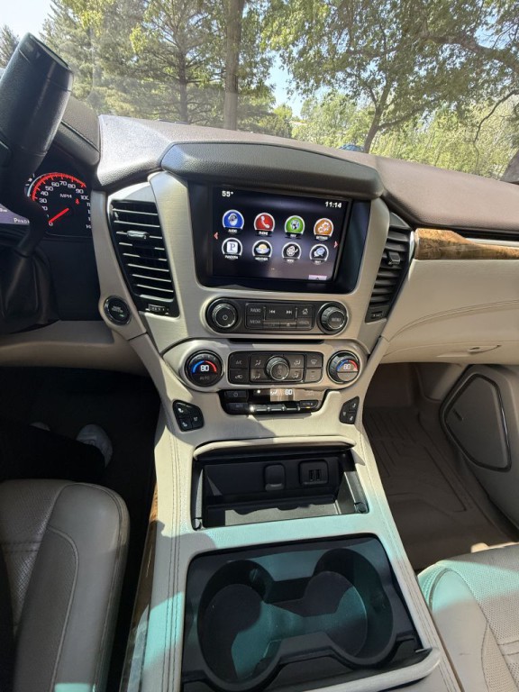 2015 GMC Yukon Image 16